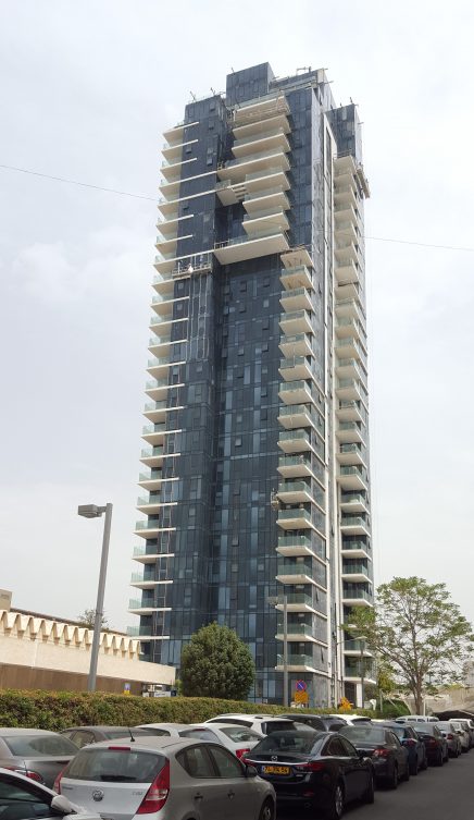 Gimnasya Tower