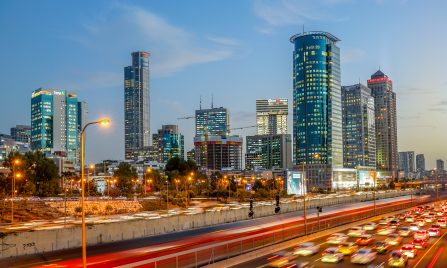 אינג’ שחר רפאל, מהנדס ראשי וראש מחלקת פיתוח בחברה, בראיון ל”בניין הארץ”, על המגמות בתחום הבנייה לגובה ועל השימוש בטכנולוגיות מתקדמות בתחום ההנדסה האזרחית