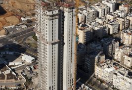 0967-01-04 מגדל נווה בת ים