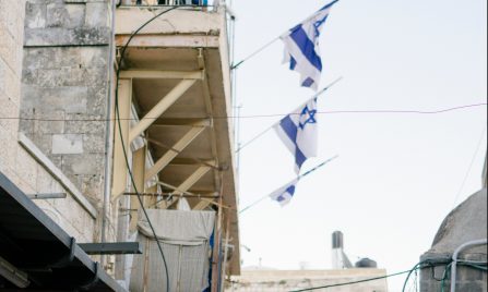 "למי שמרכיב את המרפסת אין שליטה על התשתית הקיימת של הבניין" – אינג' ישראל דוד על תופעת מרפסות ללא היתר בנייה בירושלים, בעיתון דה מרקר